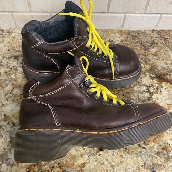 Dr. Martens Boots Size UK 5 - Picture 2 of 6